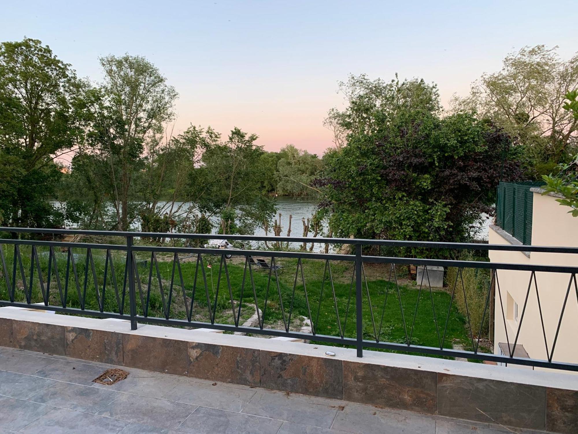 Maisonnette Cosy Bord De Seine 30Min Paris Карр'єр-су-Пуассі Екстер'єр фото